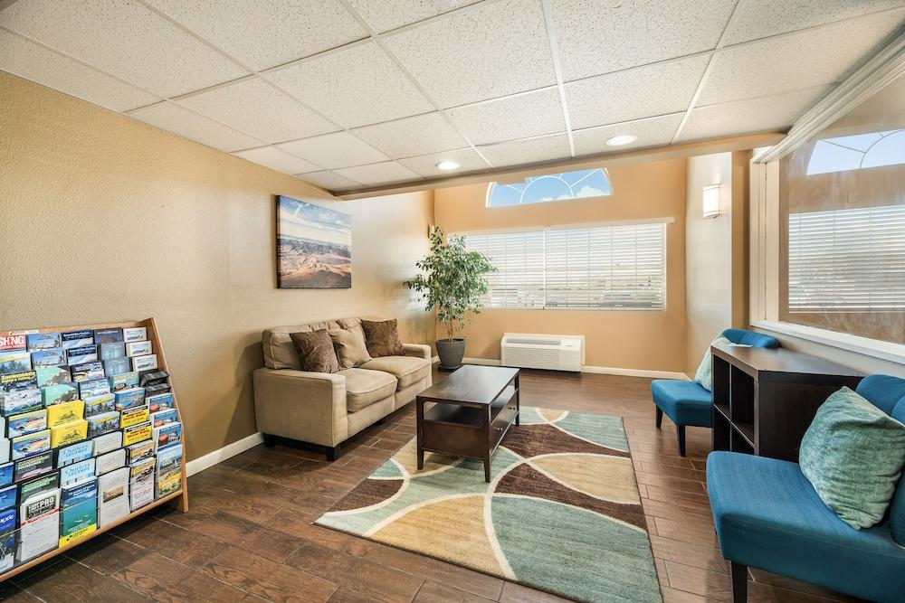 Quality Inn & Suites Near Nas ファロン エクステリア 写真