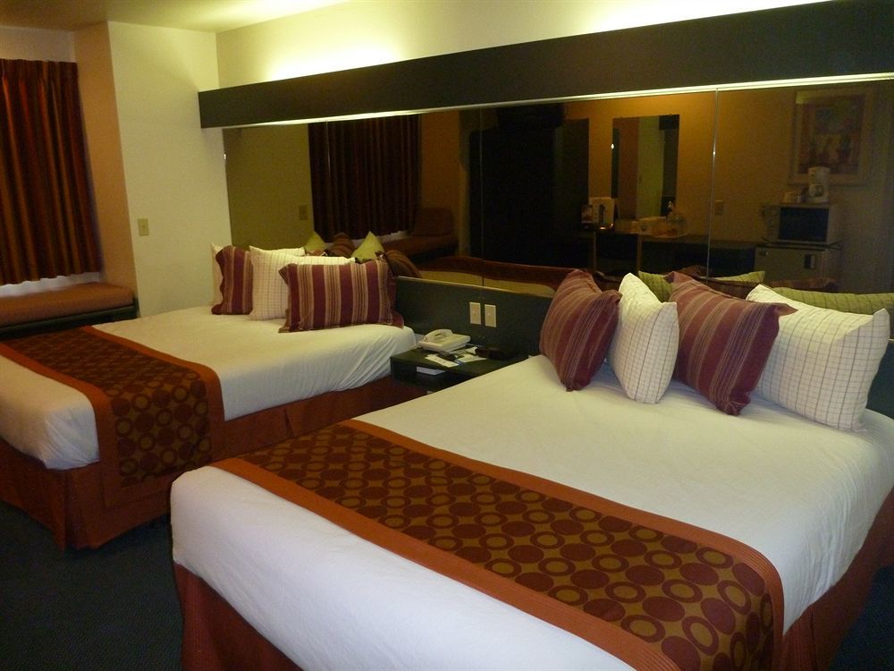 Quality Inn & Suites Near Nas ファロン エクステリア 写真