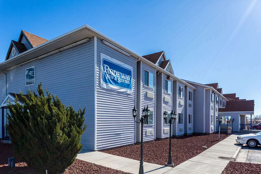 Quality Inn & Suites Near Nas ファロン エクステリア 写真